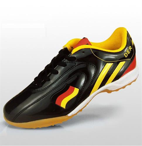 soccer shoes